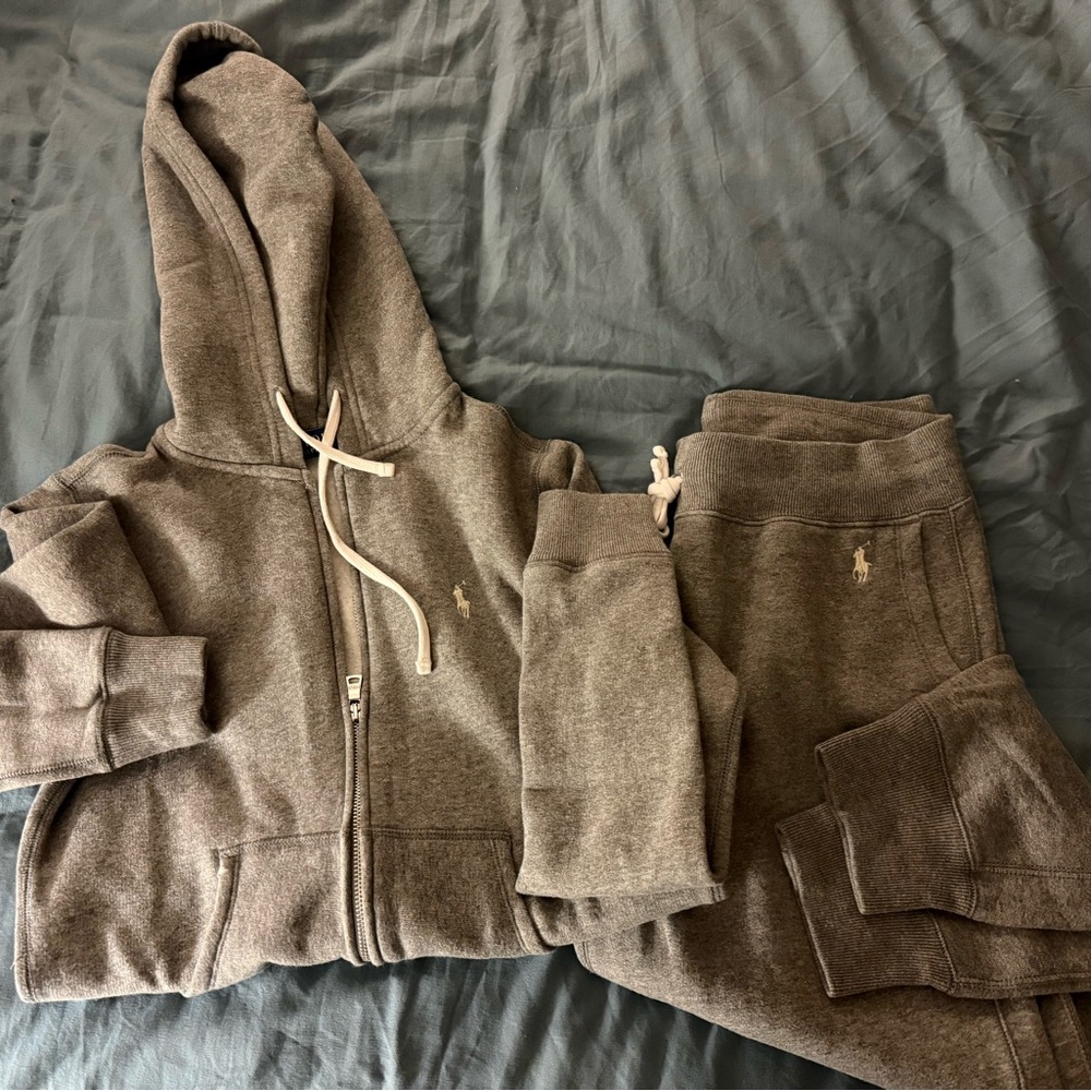 Grey Ralph Lauren Women’s Sweatsuit Set